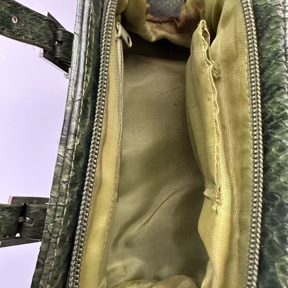 Jessica McClintock Vegan Crocodile Leather, VTG, Y2K. Green Boho. Whimsical goth - Picture 5 of 11